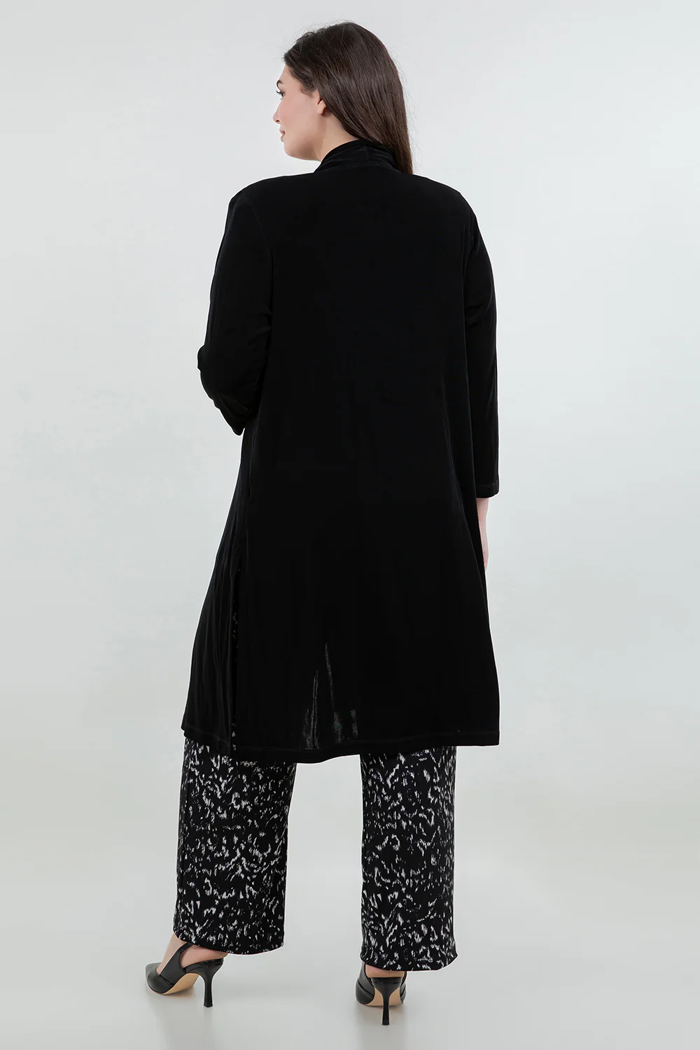 Vikki Vi Classic Black Kimono Duster - Image 4