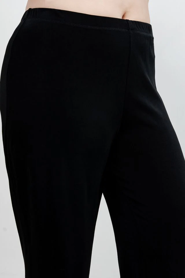 Vikki Vi Classic Black Petite Pull-On Pant - Image 4