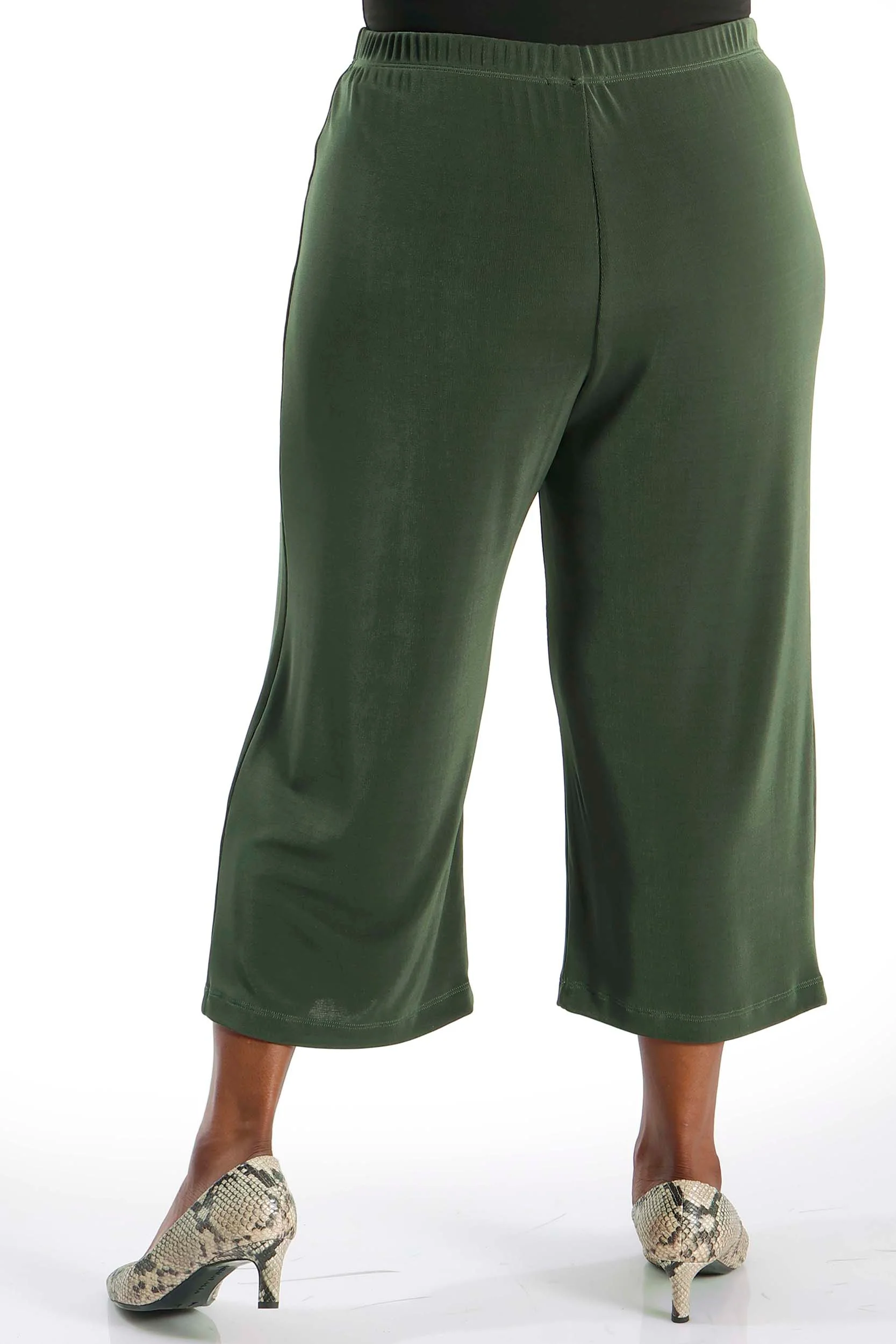 Vikki Vi Classic Olive Crop Pant - Image 4
