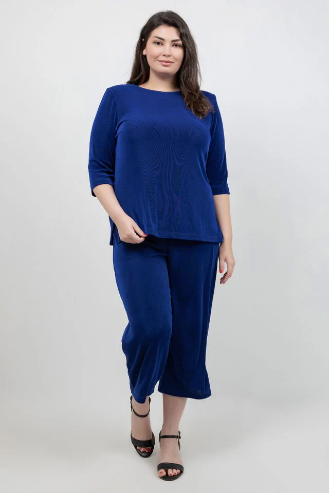 Vikki Vi Classic Royal Blue 3/4 Sleeve Top - Image 3