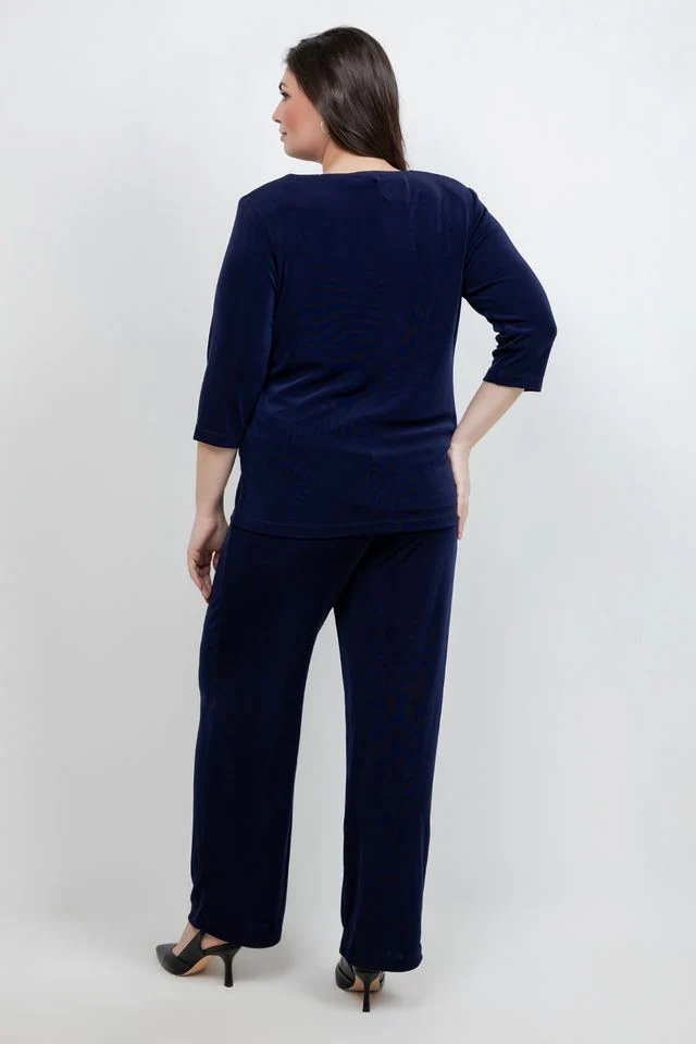 Vikki Vi Classic Navy 3/4 Sleeve Cardigan - Image 3